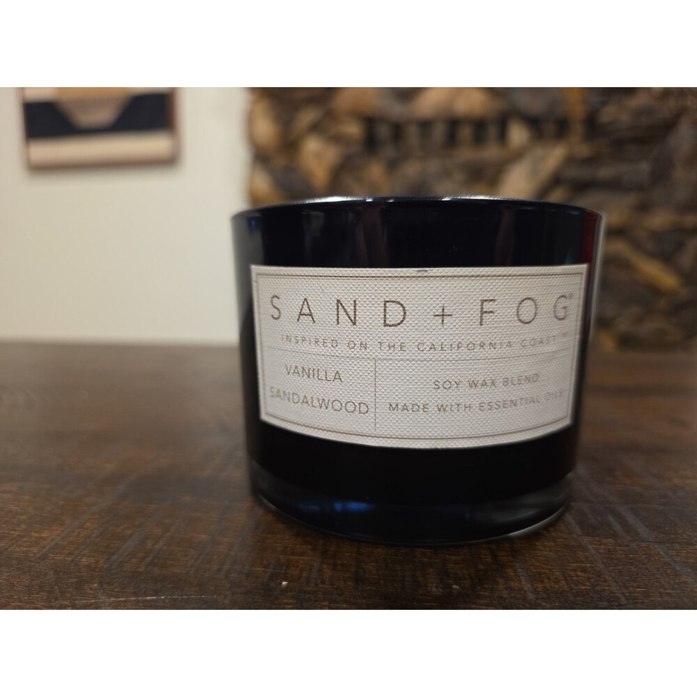 Sand & Fog Vanilla Sandalwood  Candle 12 Oz 2 Wick. No Lid